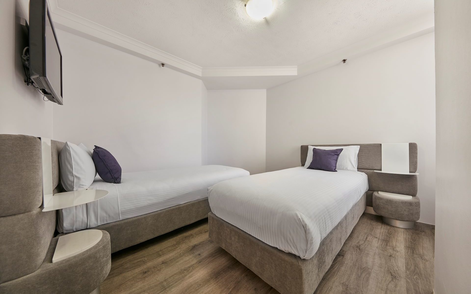 Gold Coast Accommodation | Surfers Paradise Hotel | Gold Coast Hotel