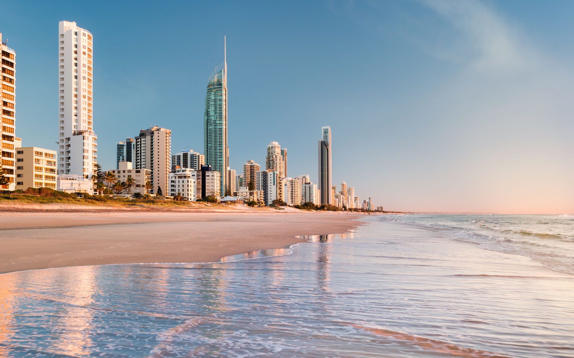 Gold Coast Accommodation | Surfers Paradise Hotel | Gold Coast Hotel