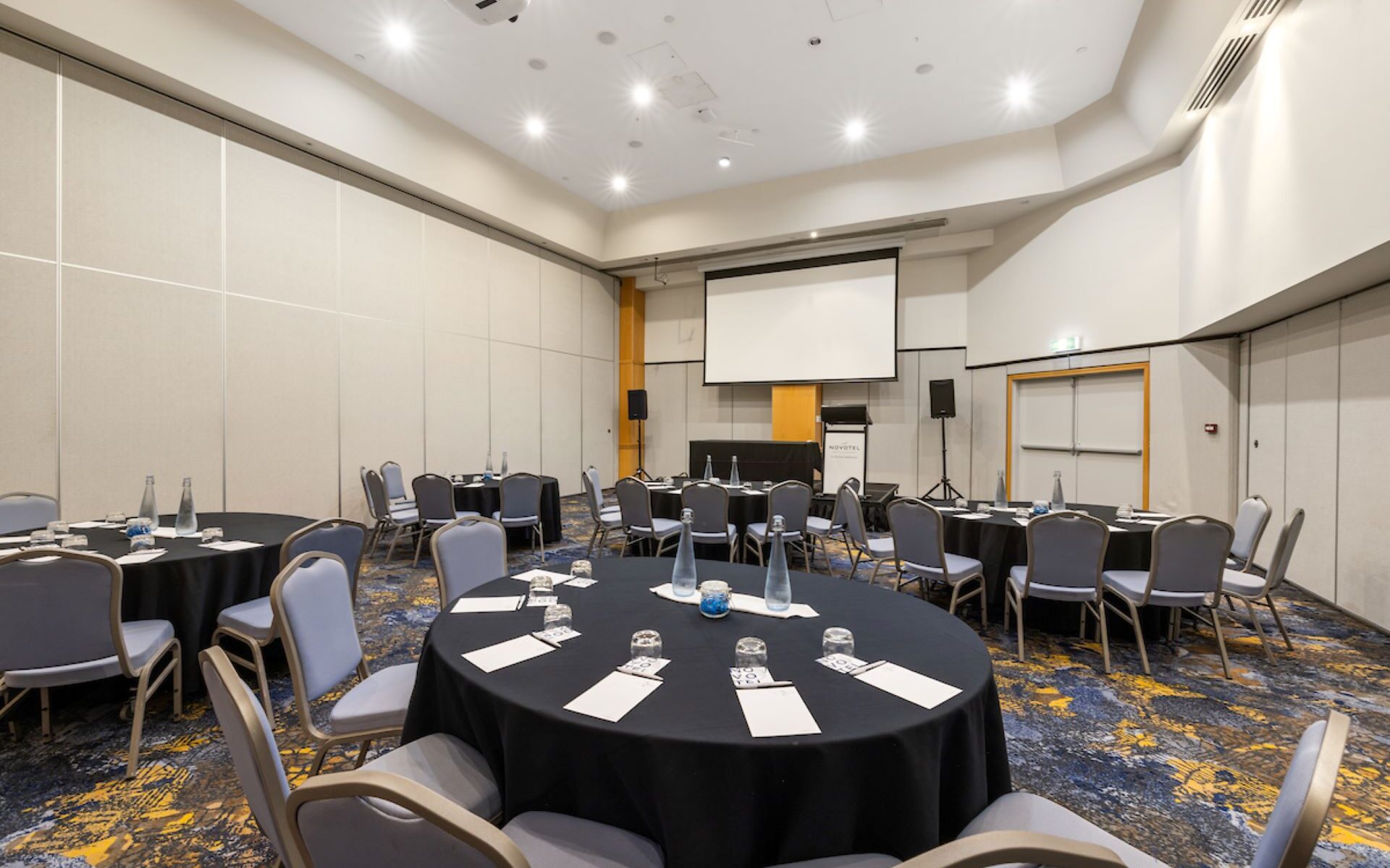 Gold Coast Accommodation | Surfers Paradise Hotel | Gold Coast Hotel