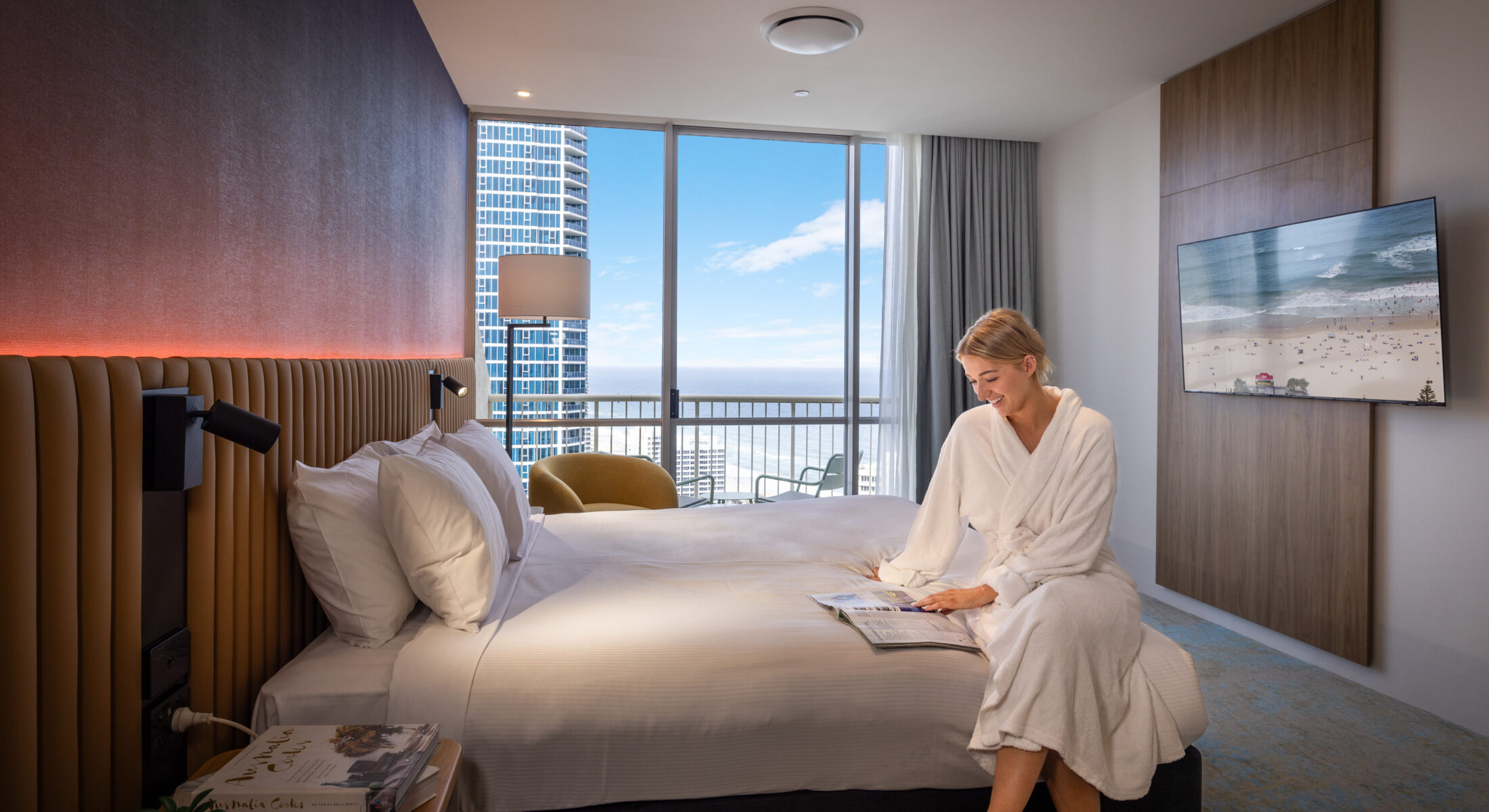 Novotel Surfers Paradise - Penthouse - Bedroom