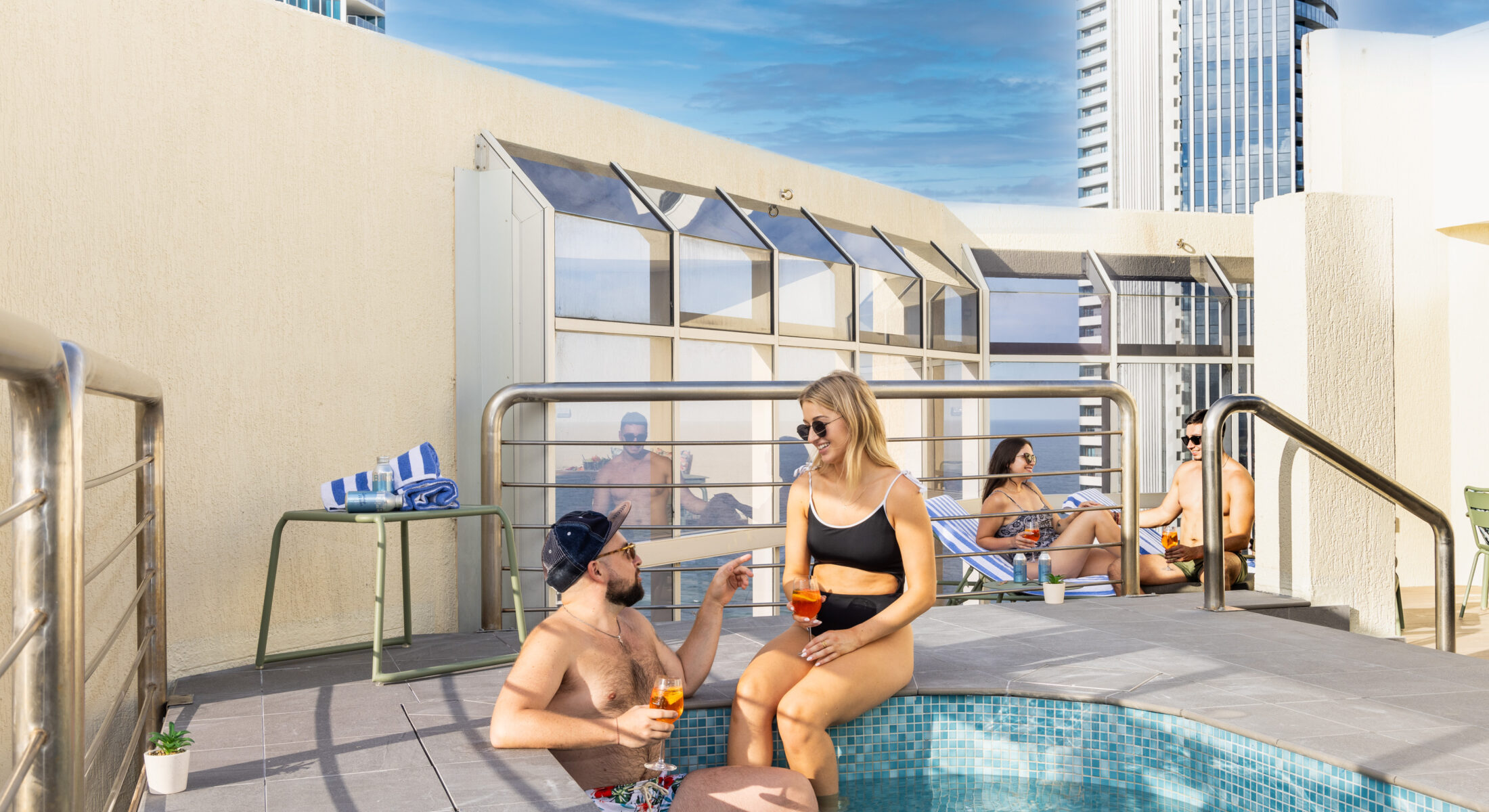 Novotel Surfers Paradise - Penthouse - Pool